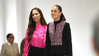 La presidenta Claudia Sheinbaum y la gobernadora de Guanajuato, Libia Dennise García Muñoz Ledo, mostraron este viernes una coordinación que trasciende su diferencia partidista —Morena y PAN— con resultados en seguridad, educación, infraestructura y agua. Crédito: Especial