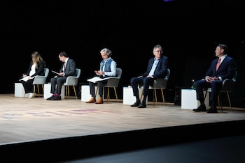 Vicky Dávila planteó un bloque