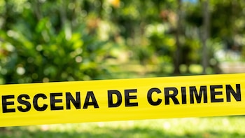 Encuentran el cuerpo de un hombre a la orilla de una quebrada en el oriente salvadoreño