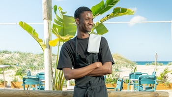 Siabou Touré, el chef de Mali que llegó en patera y triunfa con su alta cocina gaditana en Zahara de los Atunes: “España me salvó la vida, me siento en deuda”