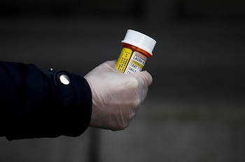 Dos estudios chinos mostraron recientemente que 10 días después de la aparición de los síntomas, el 90% de la gente con una forma moderada de la enfermedad tienen una carga viral controlada (REUTERS/Lindsey Wasson)