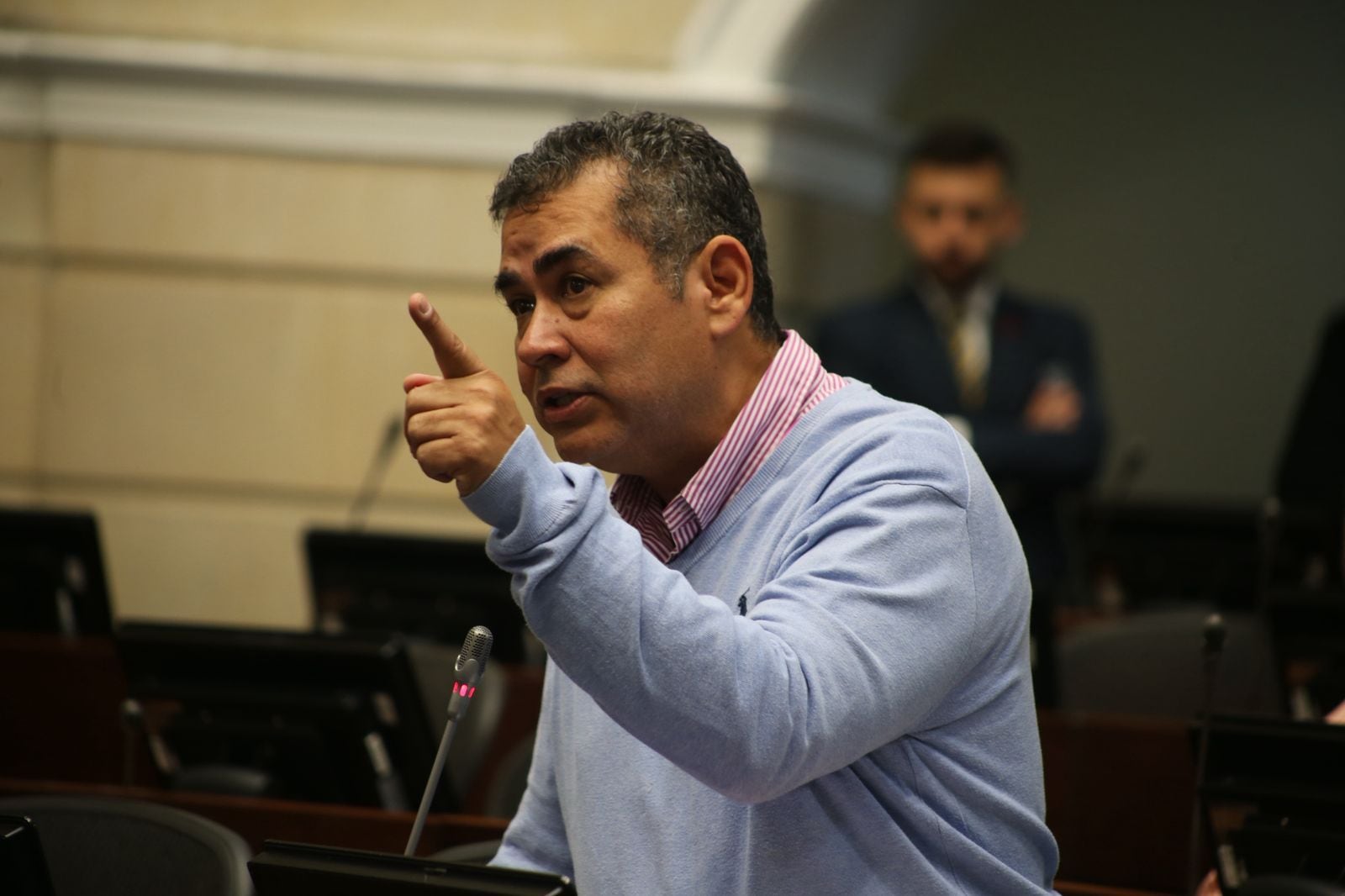 Alejandro Chacón, senador del Partido Liberal, es el ponente del proyecto de ley que busca revivir la mesada 14 - crédito Congreso de la República