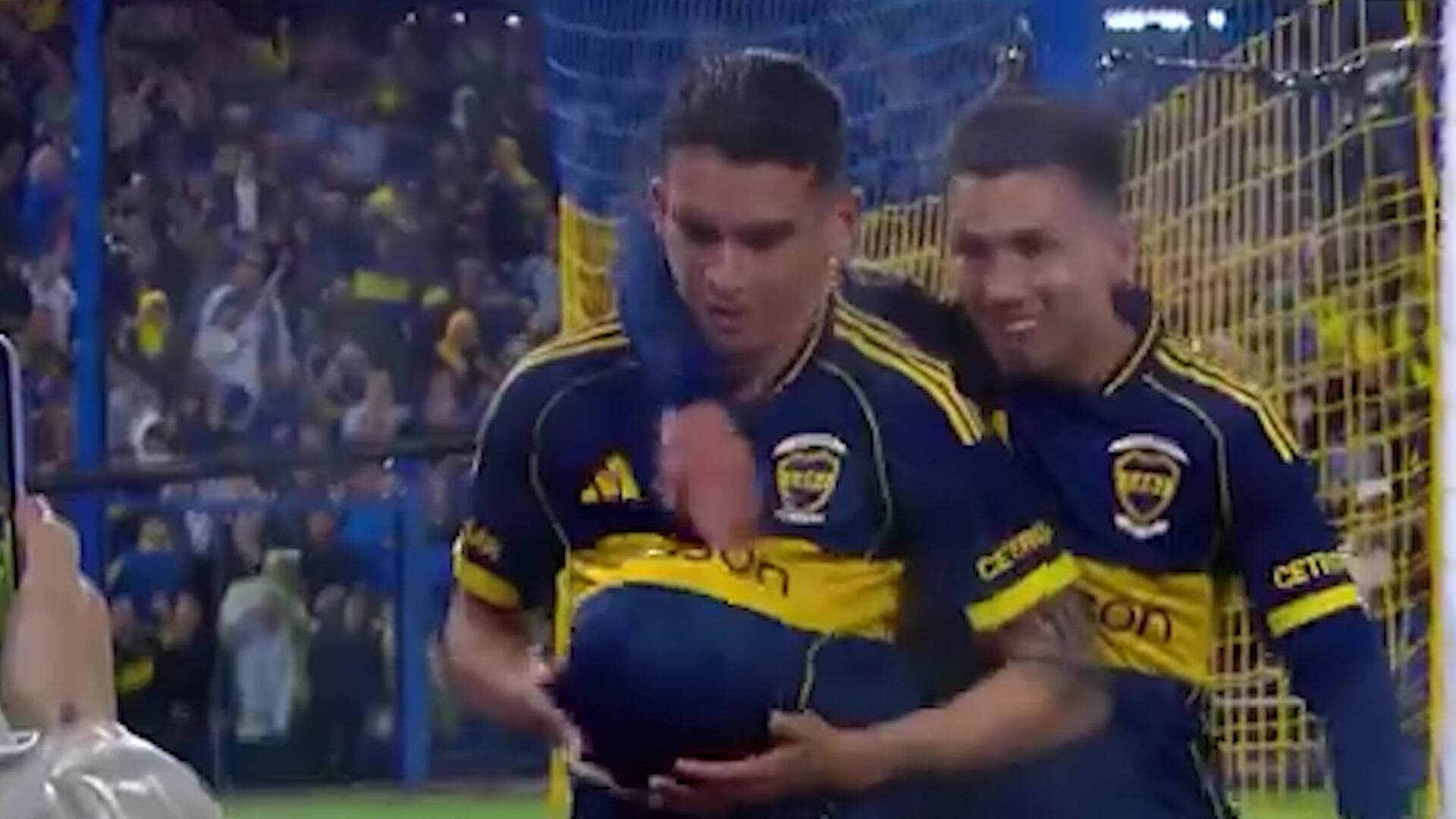 El festejo de Lautaro Blanco