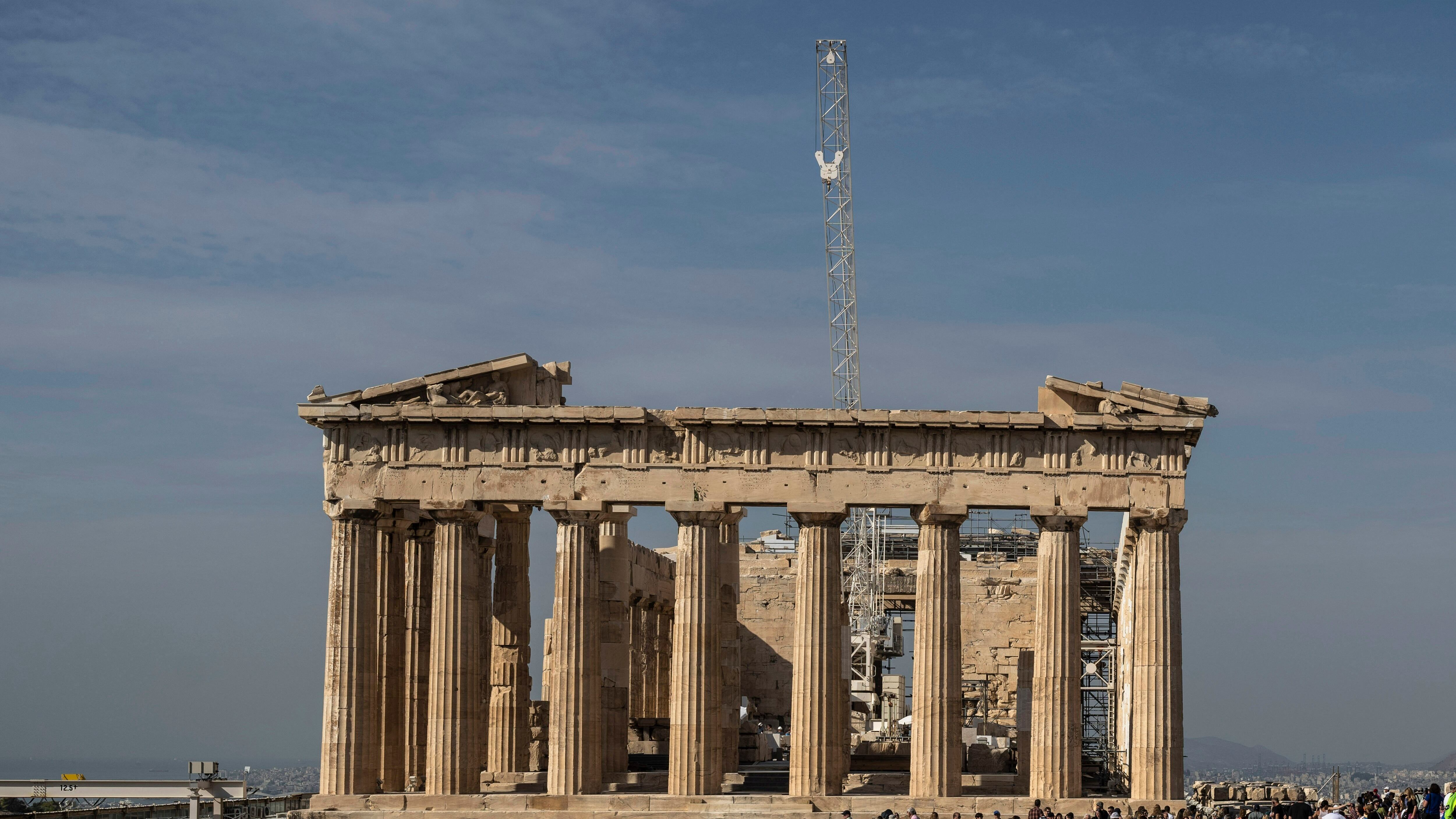 Un hombre lleva el ‘trozo del Partenón’ de su padre a las autoridades y descubre que era de un templo aún más antiguo en la Acrópolis de Atenas