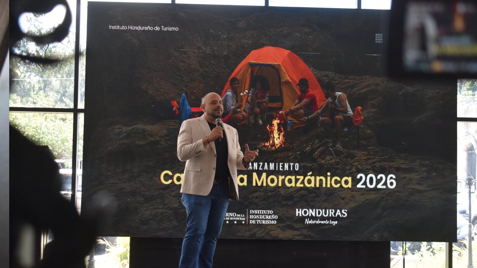 Las autoridades recomiendan planificar los viajes y tomar precauciones en carretera para reducir riesgos durante los desplazamientos por el territorio hondureño. (FOTO: Hondudiario)