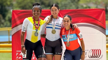 Patinadora salvadoreña conquistó el oro