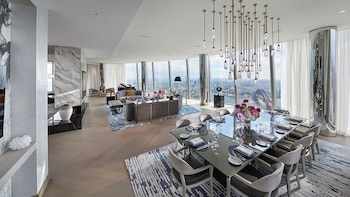 Swift cuenta con cocina, bar,