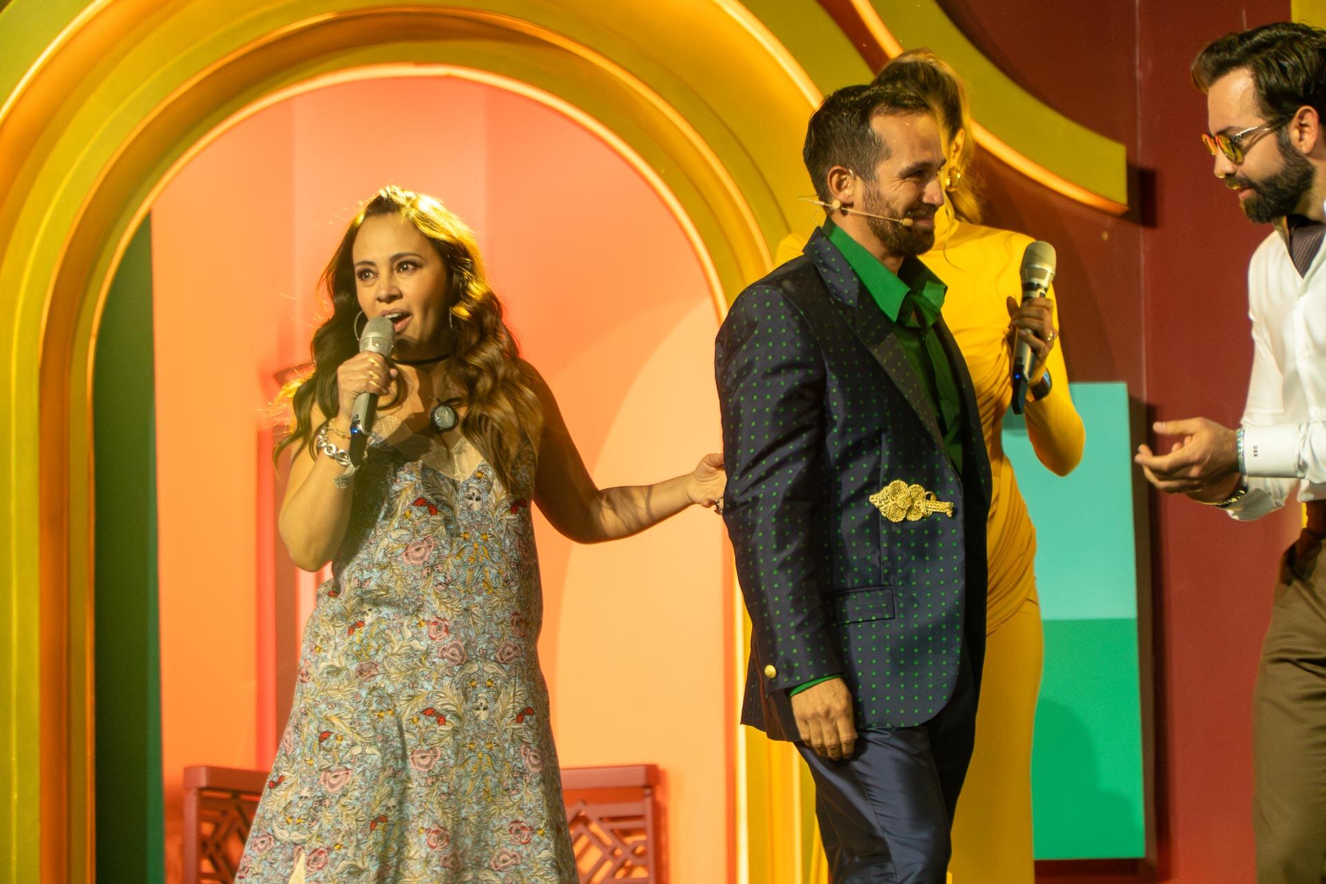 Rosa María Noguerón y Luis Rodríguez (El Guana) en la rueda de prensa del Reality Show de La casa de los famosos. Créditos: Cross Flowers/ Infobae México