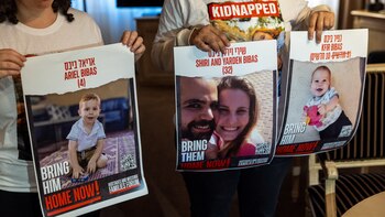 Hamas negocia la entrega de