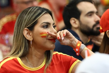 Españoles en Guatemala sufrieron y gozaron el título mundial de La Roja
