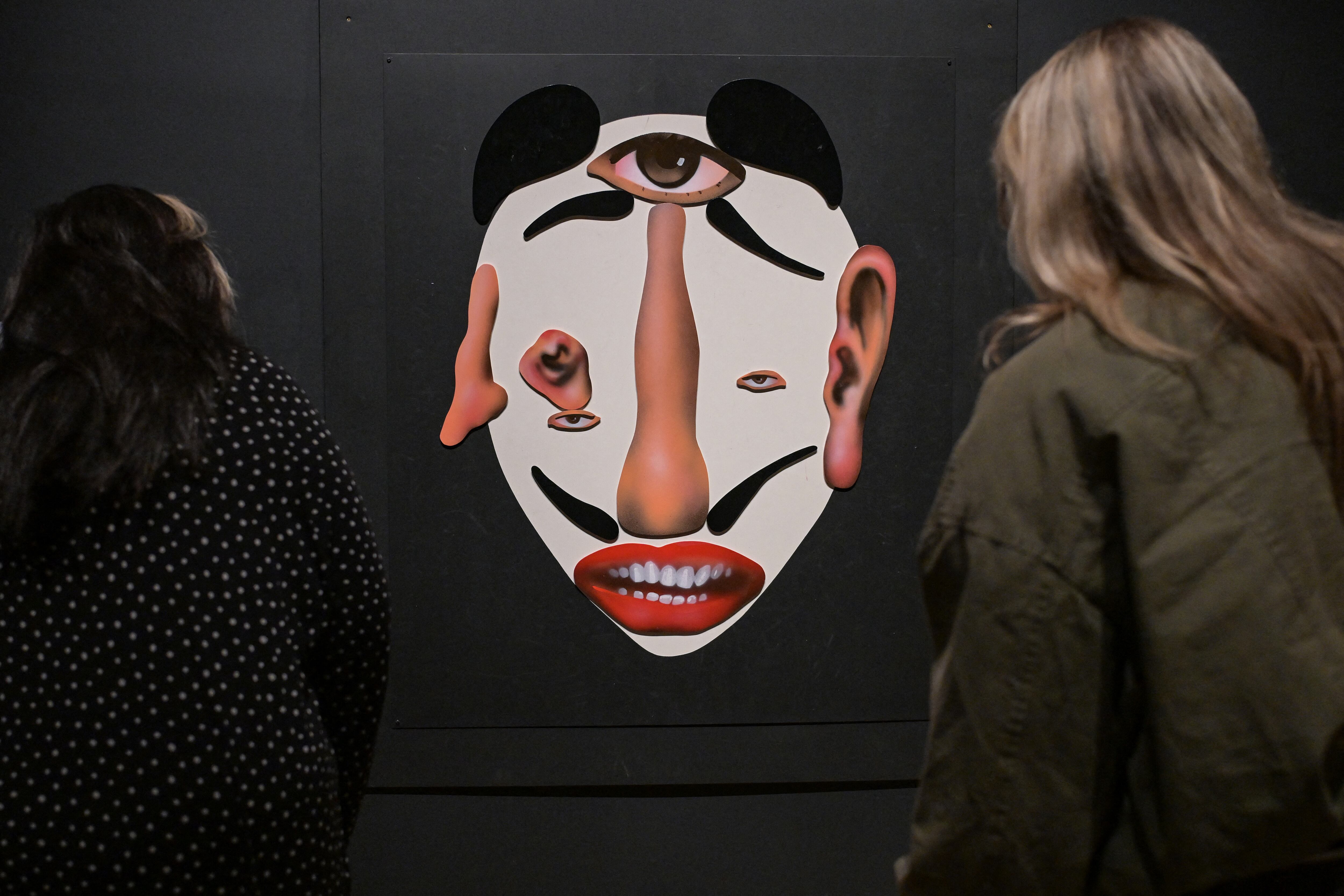 “Julio Le Parc: Light. Colour. Action” es la primera gran retrospectiva en un museo británico de este gran referente del arte cinético y óptico del siglo XX, fallecido días atrás (Foto: Richard A. Brooks / AFP)