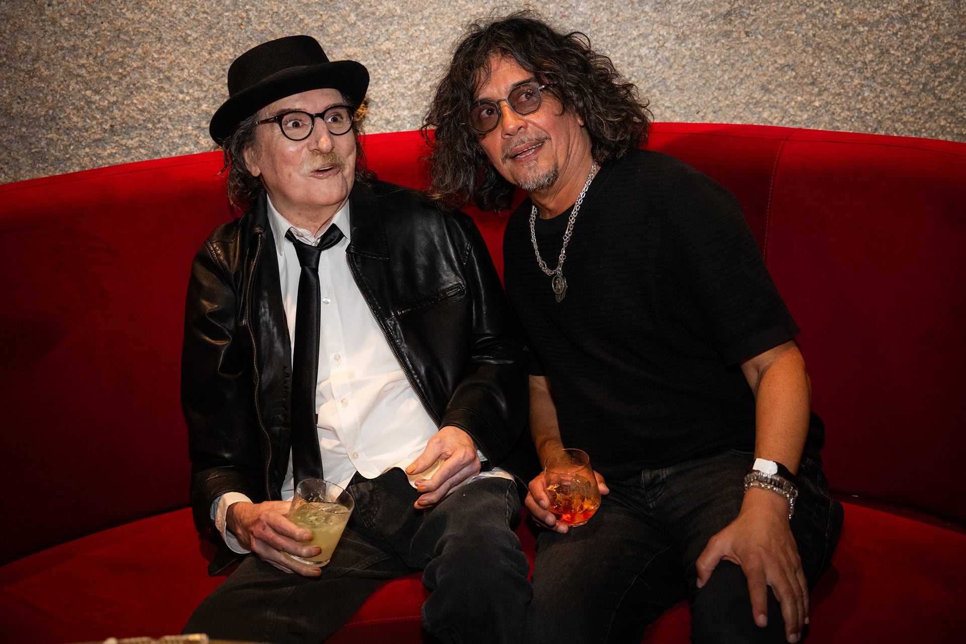 Charly García en la fiesta de cumpleaños de 2025 junto al Zorrito Von Quintiero (Agustin Dusserre)