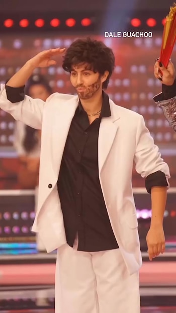 Flor Vigna con aspecto "masculino",