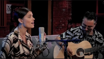 Eva De Dominici cantando "La