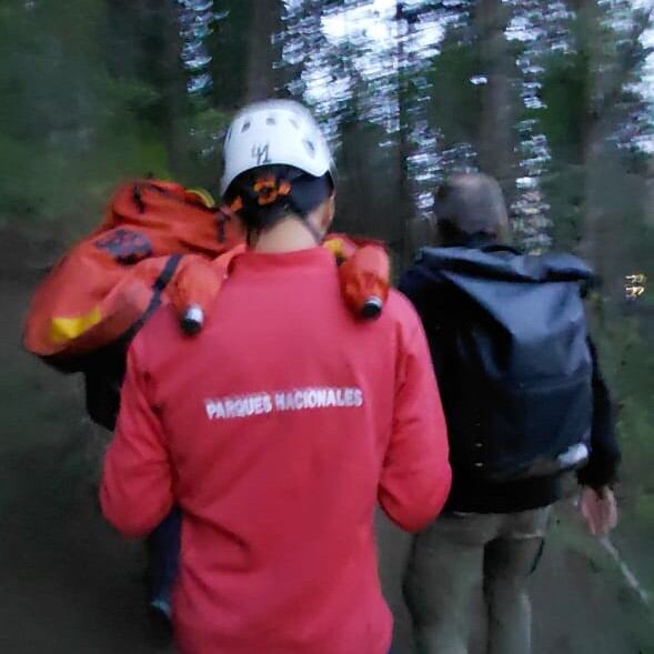 La paciente fue trasladada al Hospital Ramón Carrillo de San Martín de los Andes tras recibir atención médica en el lugar (Parque Nacional Lanín)