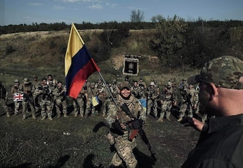 La disminución de estos contingentes ha permitido el ingreso de latinoamericanos, quienes en muchos casos no poseen formación militar, según lo reportado por el enviado especial de la Cancillería rusa a Sputnik Mundo - crédito Sputnik Mundo / X