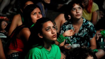 Con esperanza pero con prudencia,