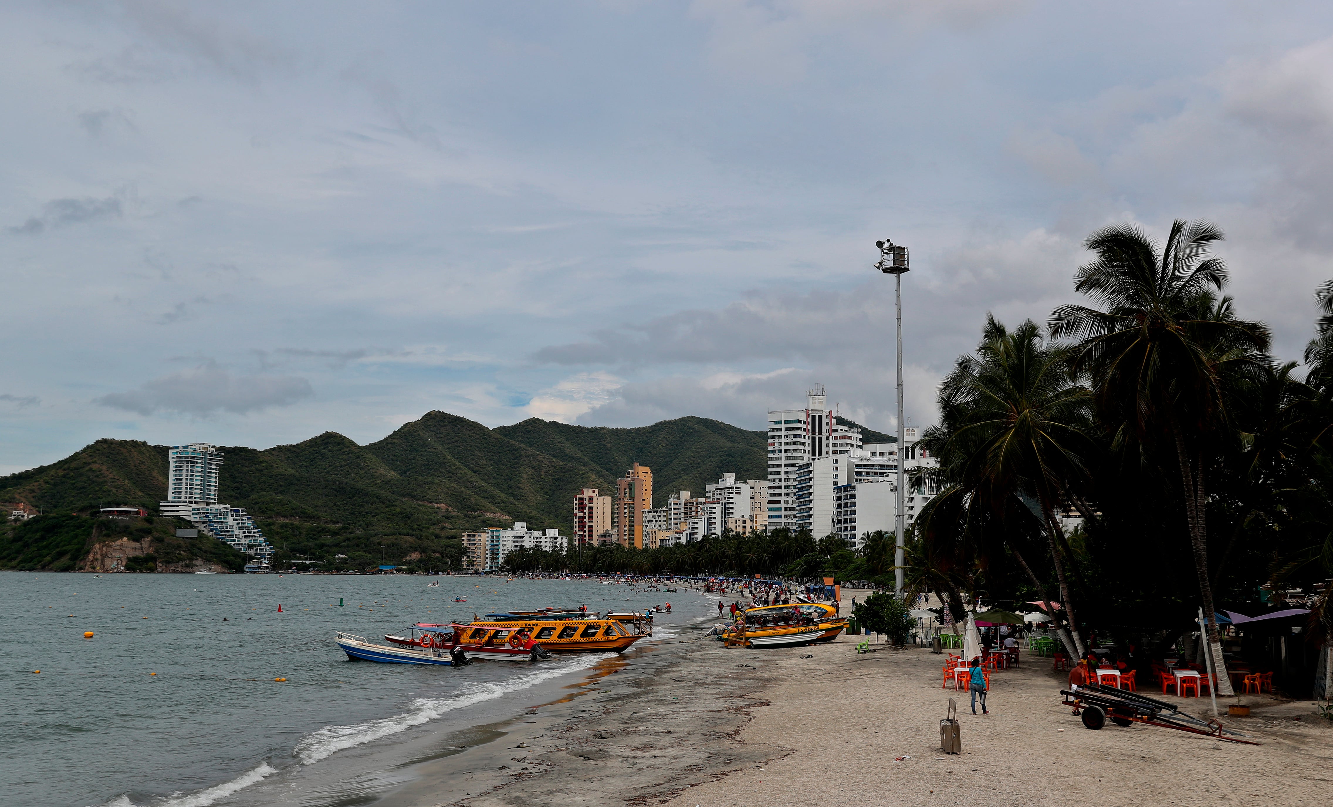 La Cámara de Comercio de Santa Marta estimó un impacto económico diario de casi cuarenta mil millones de pesos por la parálisis de la actividad - crédito Leonardo Muñoz/ EFE
