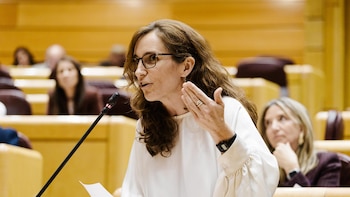 Mónica García asegura asumir "con