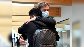 Luis Díaz es recibido por