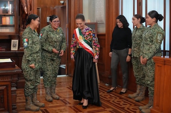Los mensajes de Emmanuel Macron y de las representaciones de India y China, junto con el de Carlos III, revelan un interés diplomático amplio por México y por el tono que imprimirá su gobierno. (Foto: Presidencia)
