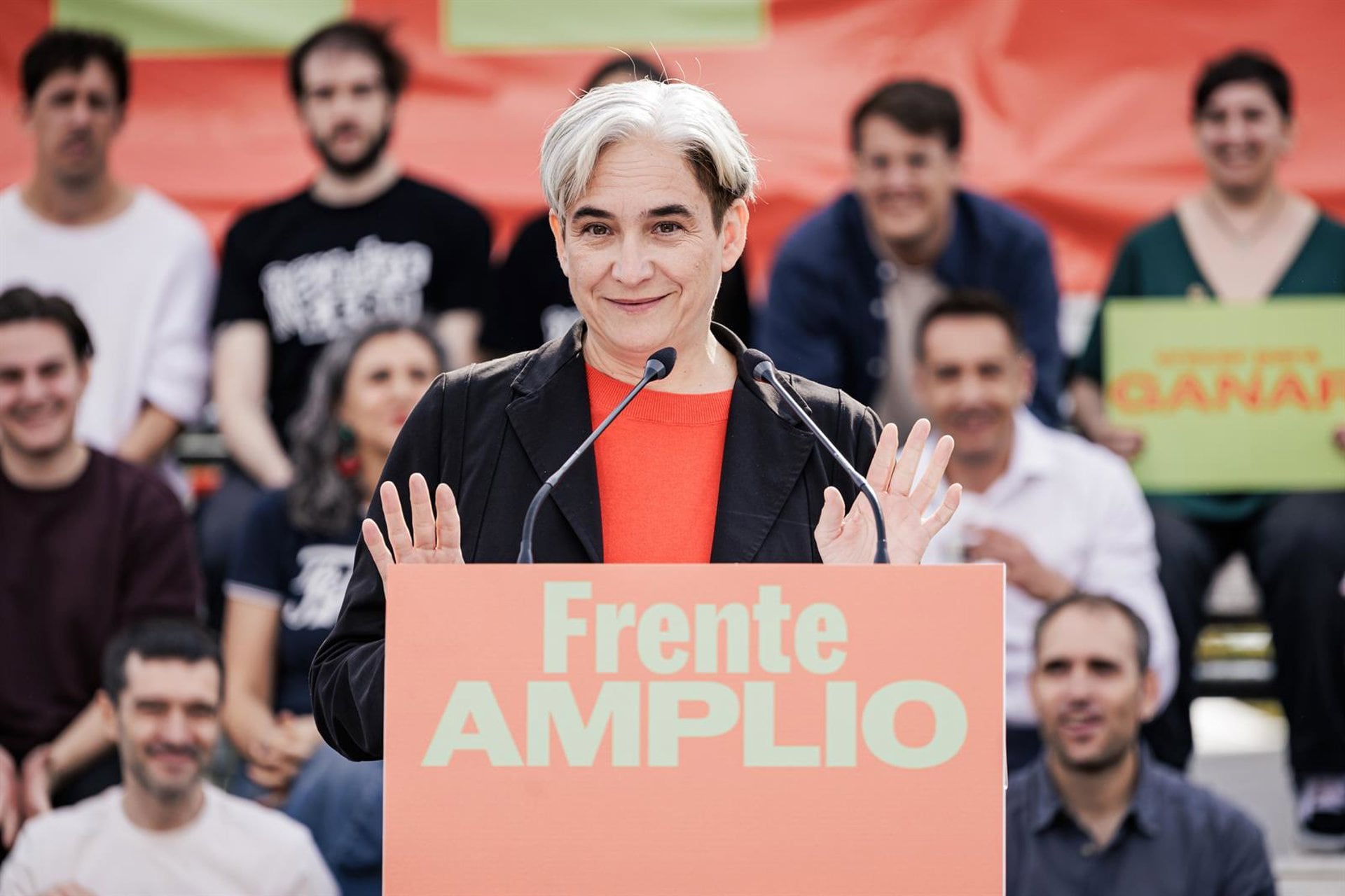 Colau recrimina a Sánchez "llegar tarde" al caso de Maricarmen y dice que el PSOE carece de valentía en vivienda