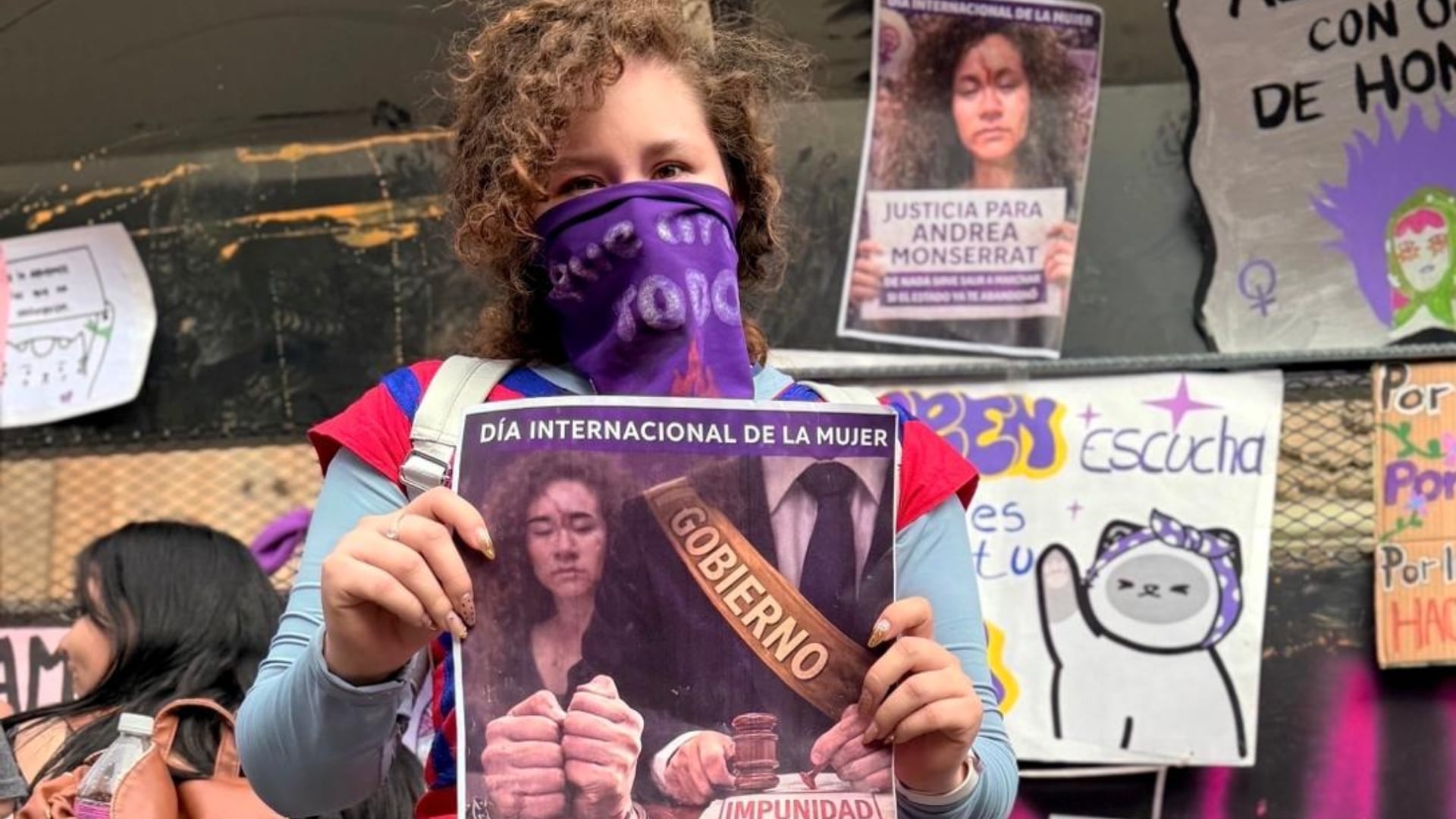 Andrea Monserrat asegura que hay “blindaje político” a favor de la famosa saxofonista María Elena Ríos(Instagram/Andrea Monserrat )
