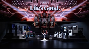 04/09/2026 Productos de LG expuestos en IFA 2026.
LG Electronics ha llevado a Berlín varios electrodomésticos con los que apuesta por la inteligencia artificial (IA), la eficiencia energética y el aprovechamiento del espacio para responder a las nuevas necesidades del hogar europeo.
POLITICA INVESTIGACIÓN Y TECNOLOGÍA
LG