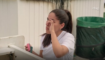 Isa Pantoja se derrumba en