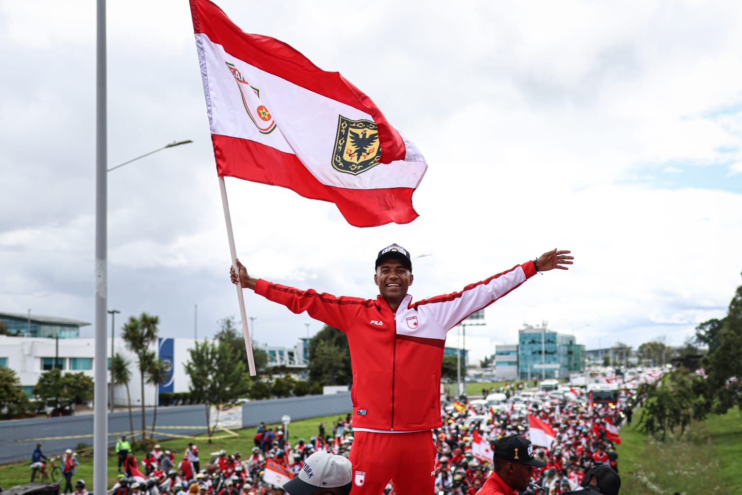 Así fue el recibimiento de Santa Fe en Bogotá - crédito @SantaFe/X