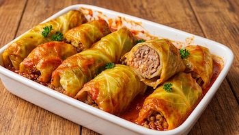 Receta de niños envueltos en repollo, rápida y fácil