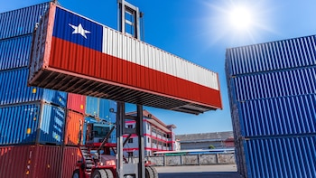 La logística chilena aporta el