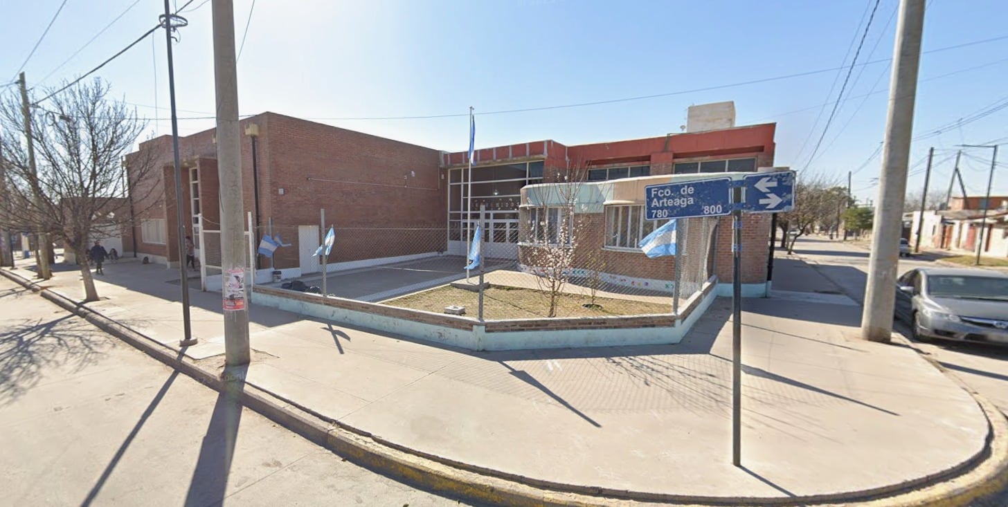 La intoxicación en el colegio de barrio Las Violetas se atribuye a tareas de fumigación y desinfección realizadas el día anterior