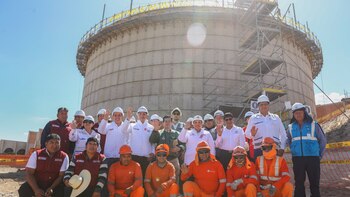 Dina Boluarte durante su visita