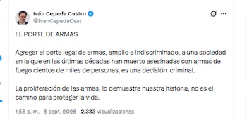 El congresista Iván Cepeda Castro criticó el levantamiento de la suspensión general de permisos para porte de armas de fuego en Colombia - crédito @IvanCepedaCast/X