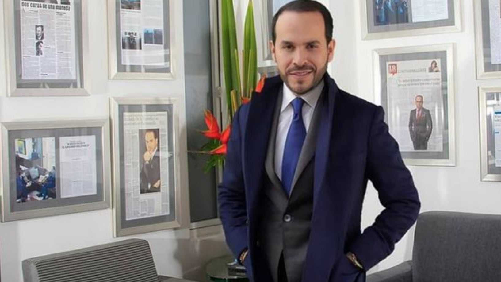 De la Espriella responsabiliza al gobierno en el que Naranjo fue vicepresidente de debilitar al Estado frente a grupos armados, uno de los principales ejes de su campaña - crédito @delaespriellalawyers/Instagram