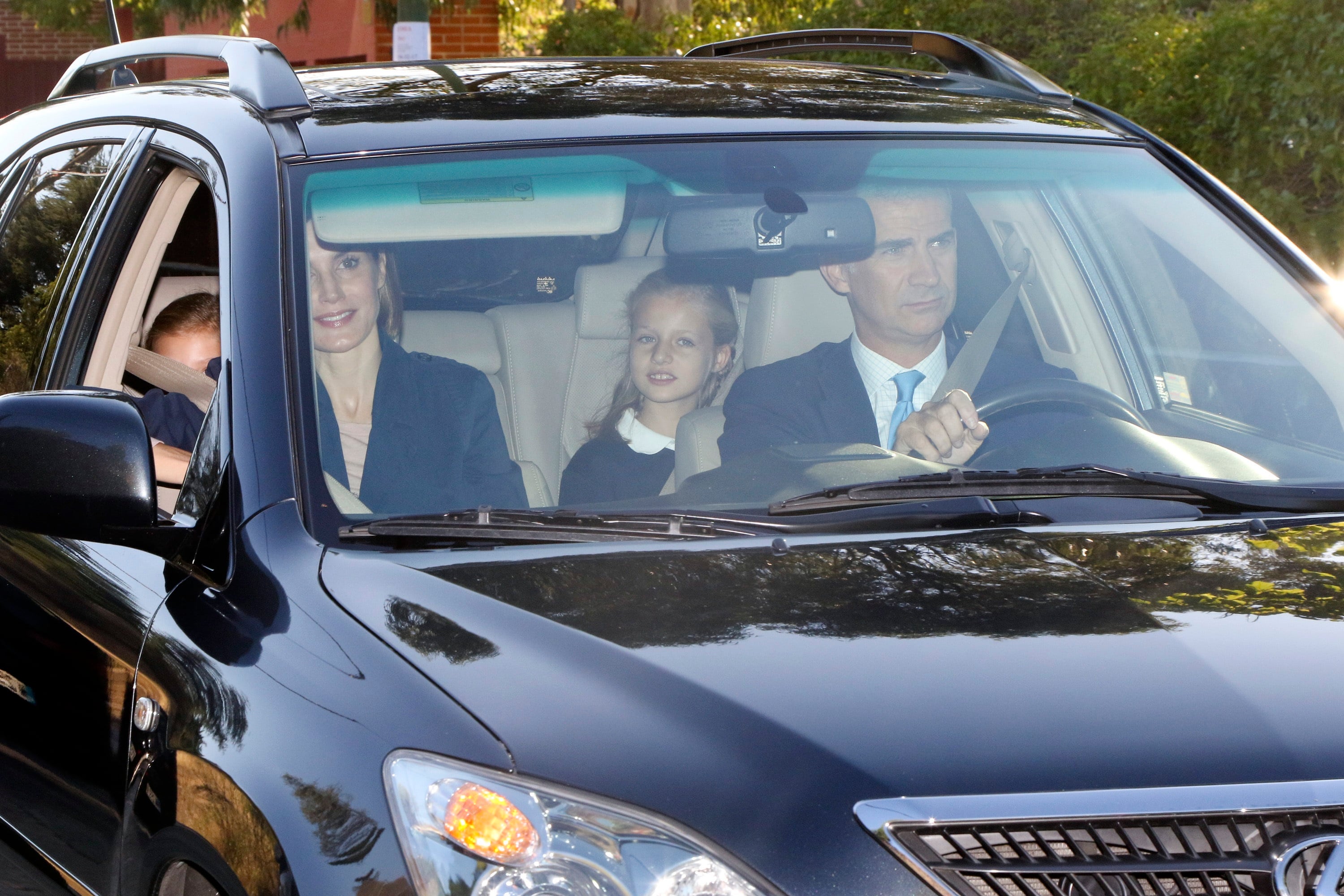 La Princesa Leonor y la Infanta Sofía han comenzado este viernes 11 de septiembre el nuevo curso escolar en el colegio Santa María de los Rosales. (RAUL TERREL/CHANCE).