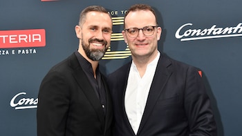 Spahn y Funke eligieron Estados Unidos por las condiciones legales y médicas de la gestación subrogada (Instagram)