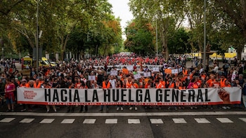 Los sindicatos confirman la huelga general para el 11 de noviembre: “Para que se ponga control a la deriva de los precios que lastran las rentas de la clase trabajadora”