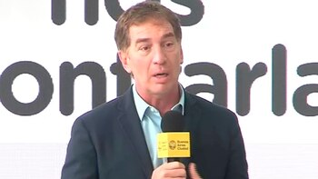 Diego Santilli brindó una conferencia