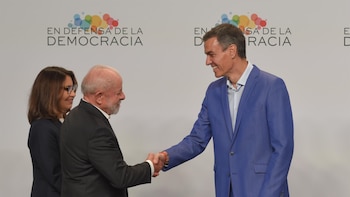 Lula da Silva afirma que ningún presidente tiene derecho a "poner reglas a otros países"