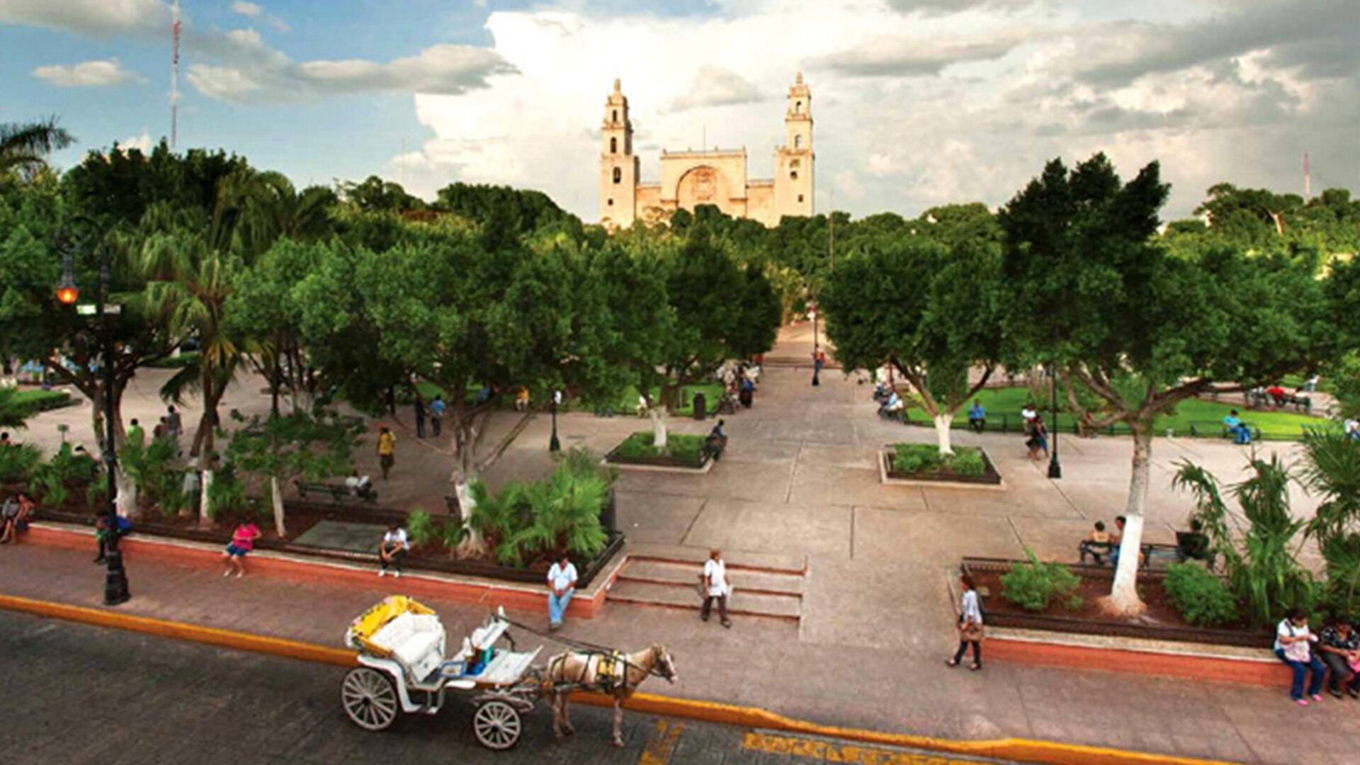 El proyecto de restauración, supervisado por el INAH y financiado por un seguro federal, se extenderá hasta enero de 2026.Crédito: Gobierno de Yucatán