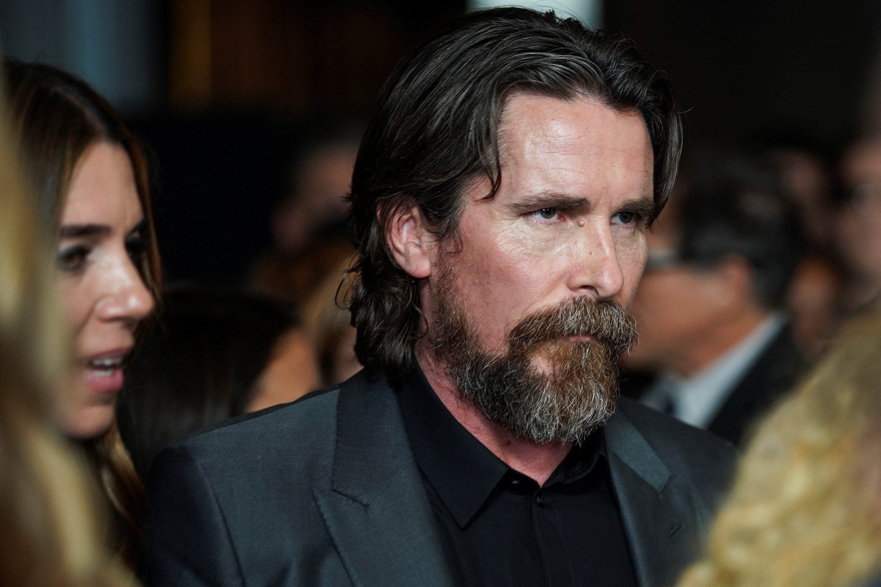 El distanciamiento intencional de Bale respecto al cine promueve su crecimiento artístico y fortalece la diversidad de personajes que interpreta(REUTERS/Eduardo Munoz)