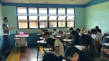Más de 45,000 estudiantes de Costa Rica comienzan las Pruebas Nacionales Estandarizadas: estas son las fechas y materias