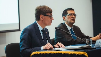 Illa afirma que la democracia