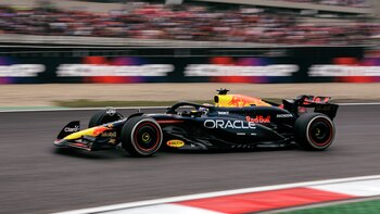 Al acecho de Max Verstappen,