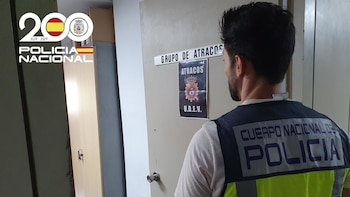 A prisión una mujer por atracar con un cuchillo un salón de juegos en Palma