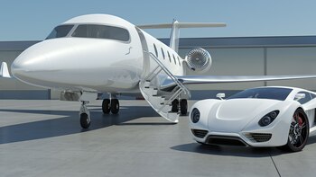 Ameerh Naran, empresario de aviación