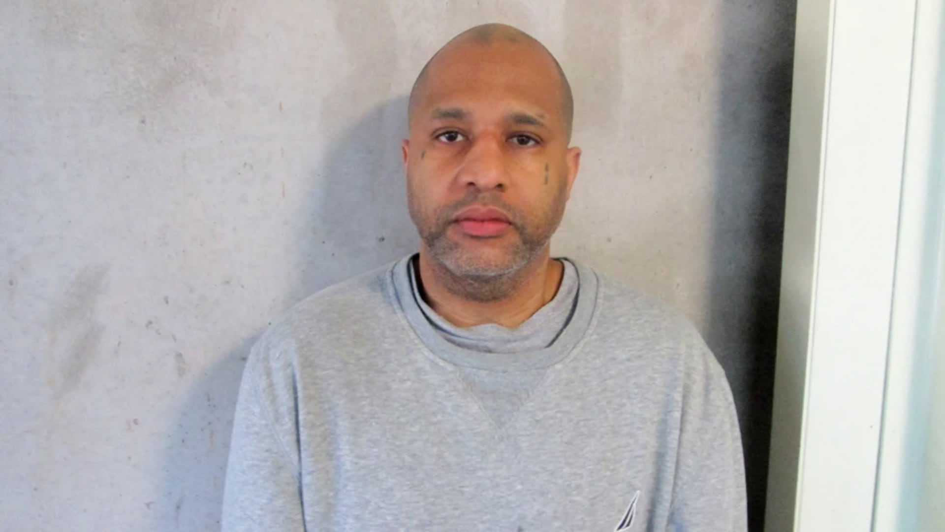 Kendrick Simpson fue ejecutado en Oklahoma por doble asesinato, siendo la primera ejecución del estado en 2026 y la segunda en EE.UU. ese año. (Departamento Correccional de Oklahoma / vía AP)