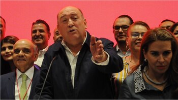 El líder del PRI en